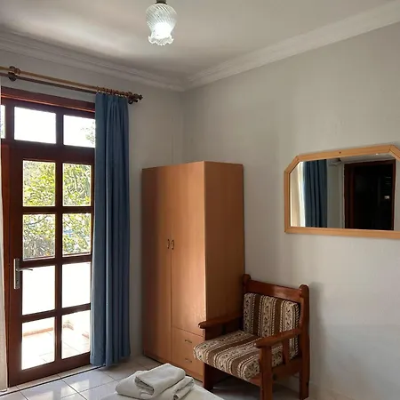 Golden Guest house 3*